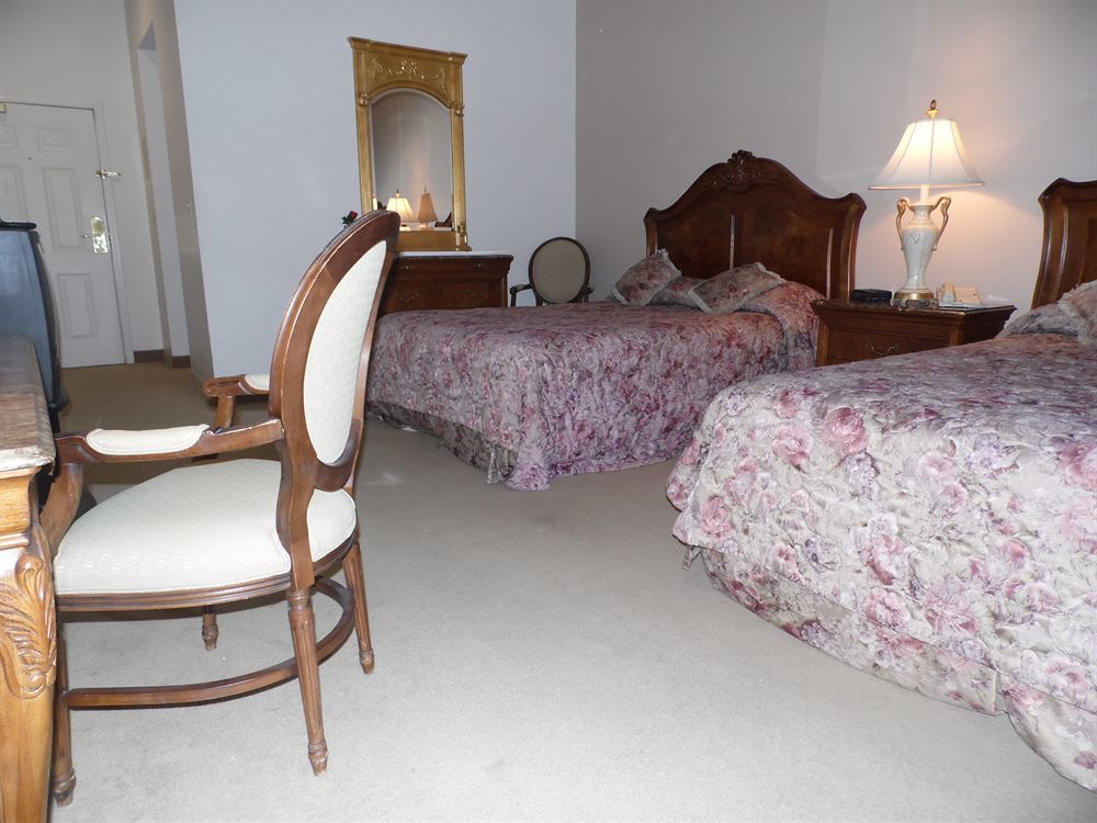 Regalia Hotel & Conference Center Village of Four Seasons Bagian luar foto